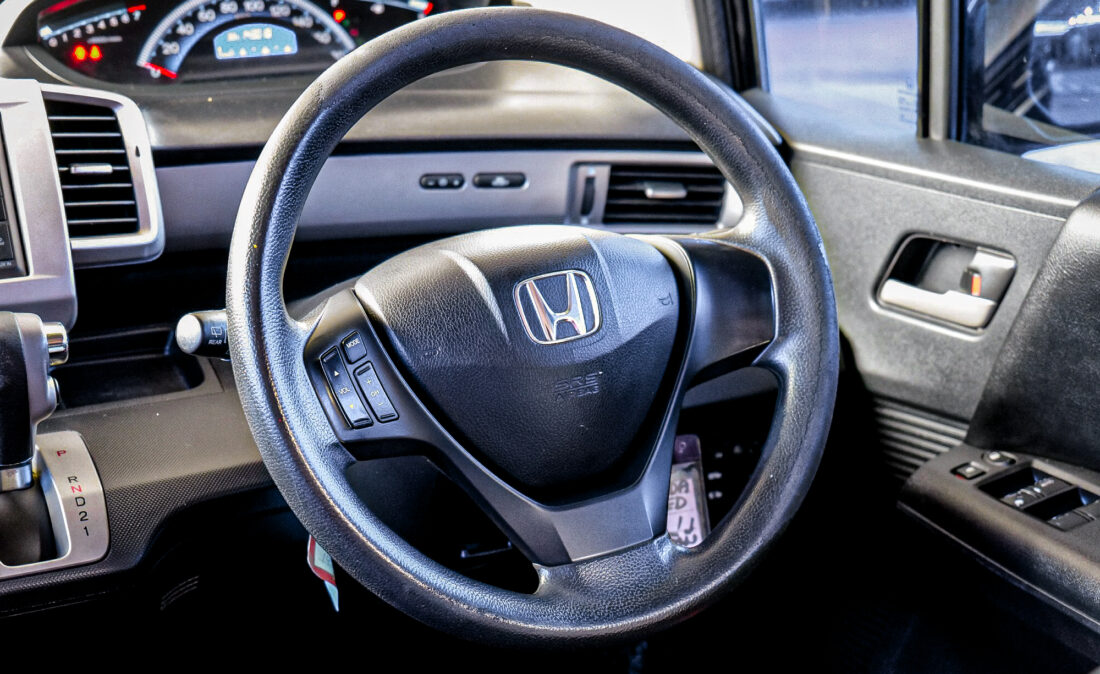 P1481258